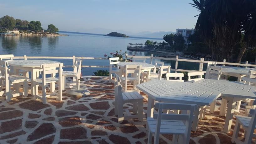 Nova Hotel Εξαμίλιο Εξωτερικό φωτογραφία