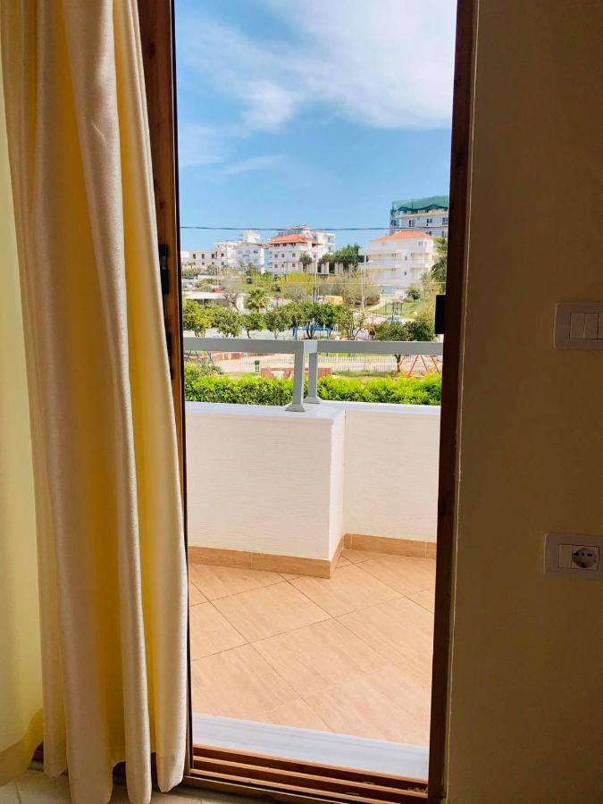 Nova Hotel Εξαμίλιο Εξωτερικό φωτογραφία