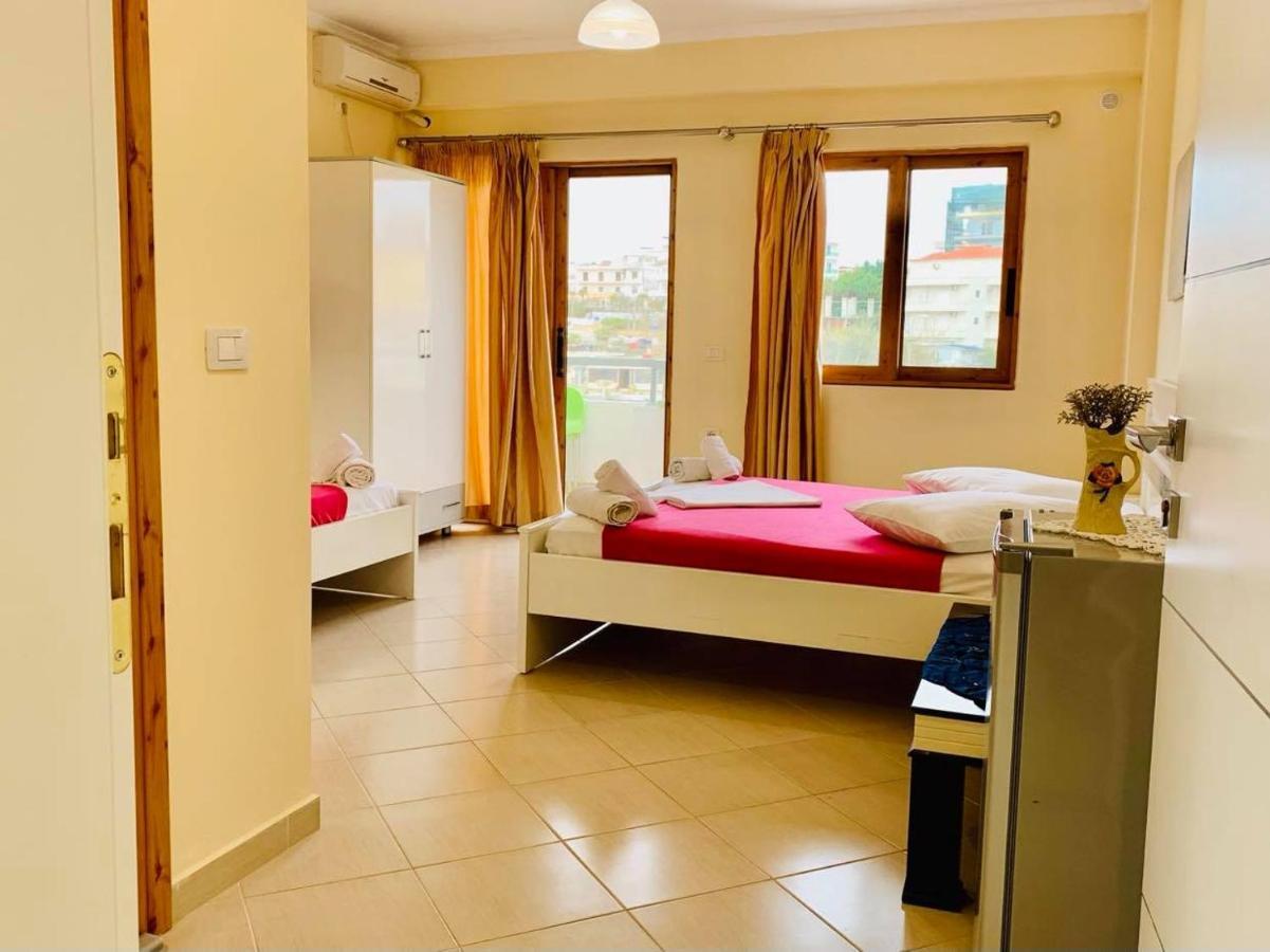Nova Hotel Εξαμίλιο Εξωτερικό φωτογραφία