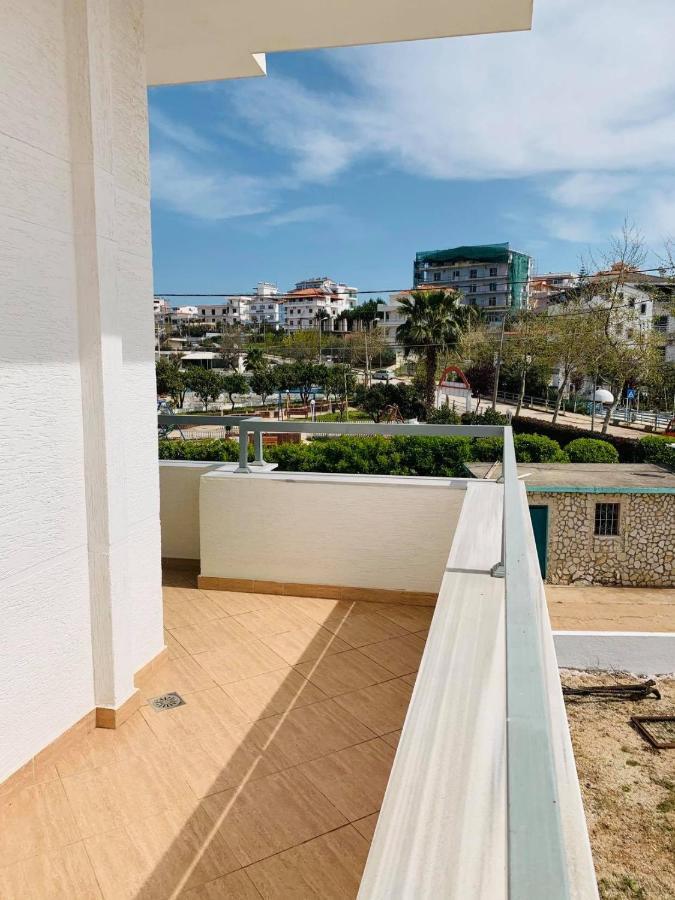 Nova Hotel Εξαμίλιο Εξωτερικό φωτογραφία