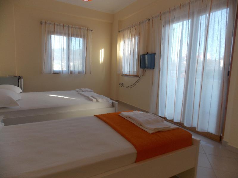 Nova Hotel Εξαμίλιο Εξωτερικό φωτογραφία