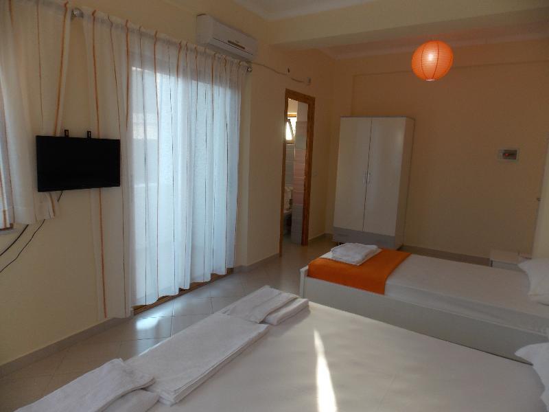 Nova Hotel Εξαμίλιο Εξωτερικό φωτογραφία